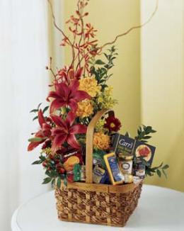 The FTD?Blooming Gourmet Basket