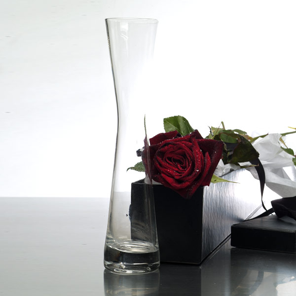 Beautiful Roses with Bud Vase