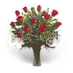 USA Arrangements USA,,:12 Red Roses in a Vase